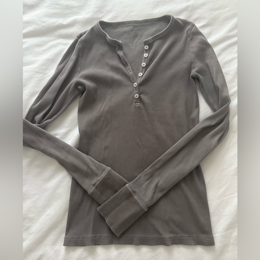 Brandy Melville Long Sleeve Henley Top